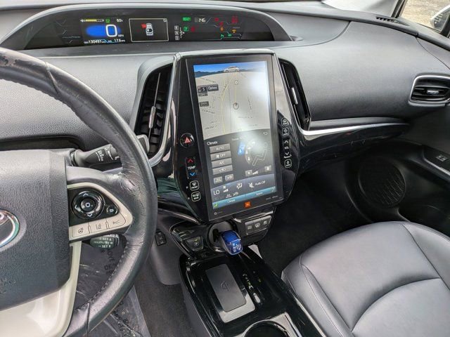 Used 2017 Toyota Prius Prime Advanced w/ Carpet Mat Package FWD image 22