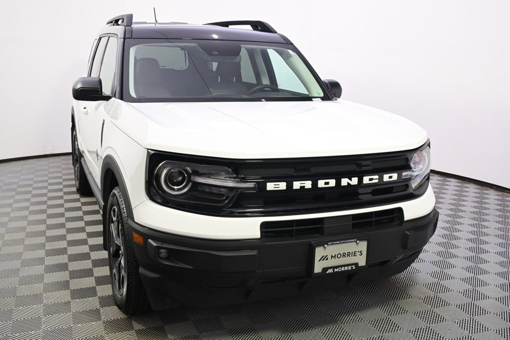 Used 2022 Ford Bronco Sport Outer Banks w/ Tech Package AWD/4WD image 9