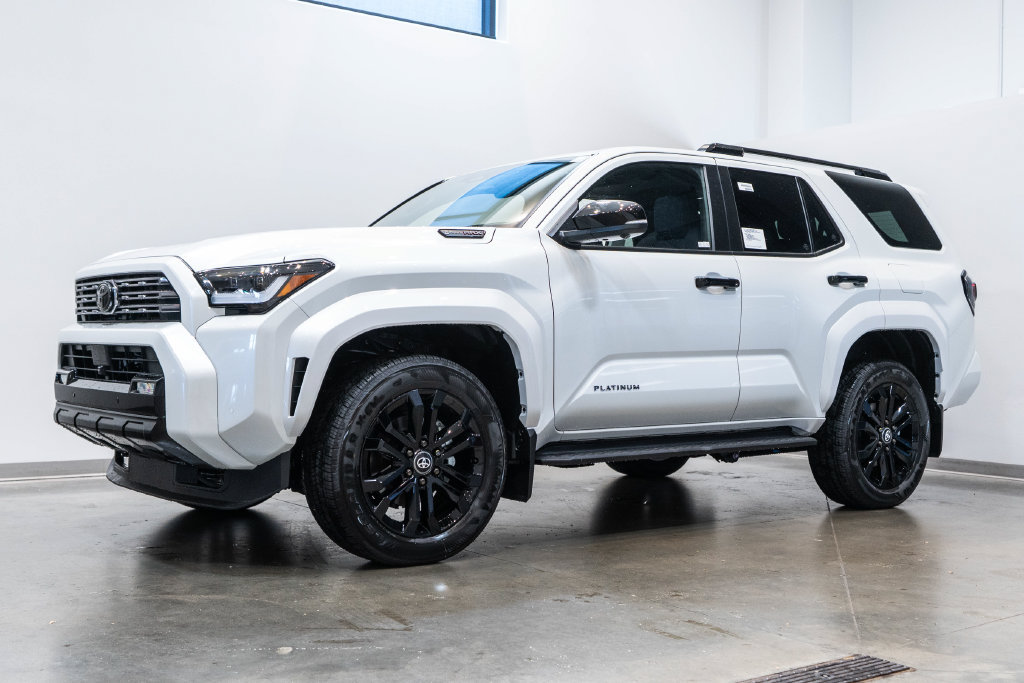 New 2026 Toyota 4Runner Platinum AWD/4WD image 3