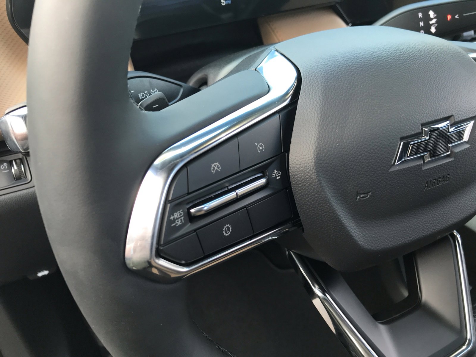 New 2026 Chevrolet Equinox ACTIV w/ Convenience Package III image 18