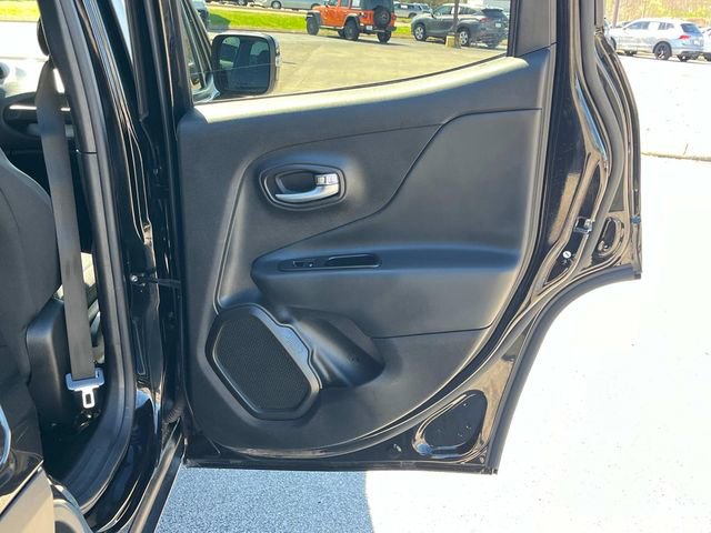 Certified 2019 Jeep Renegade Altitude w/ Quick Order Package 22M image 8