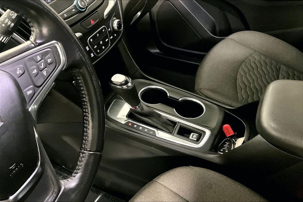 Used 2020 Chevrolet Equinox LT image 17