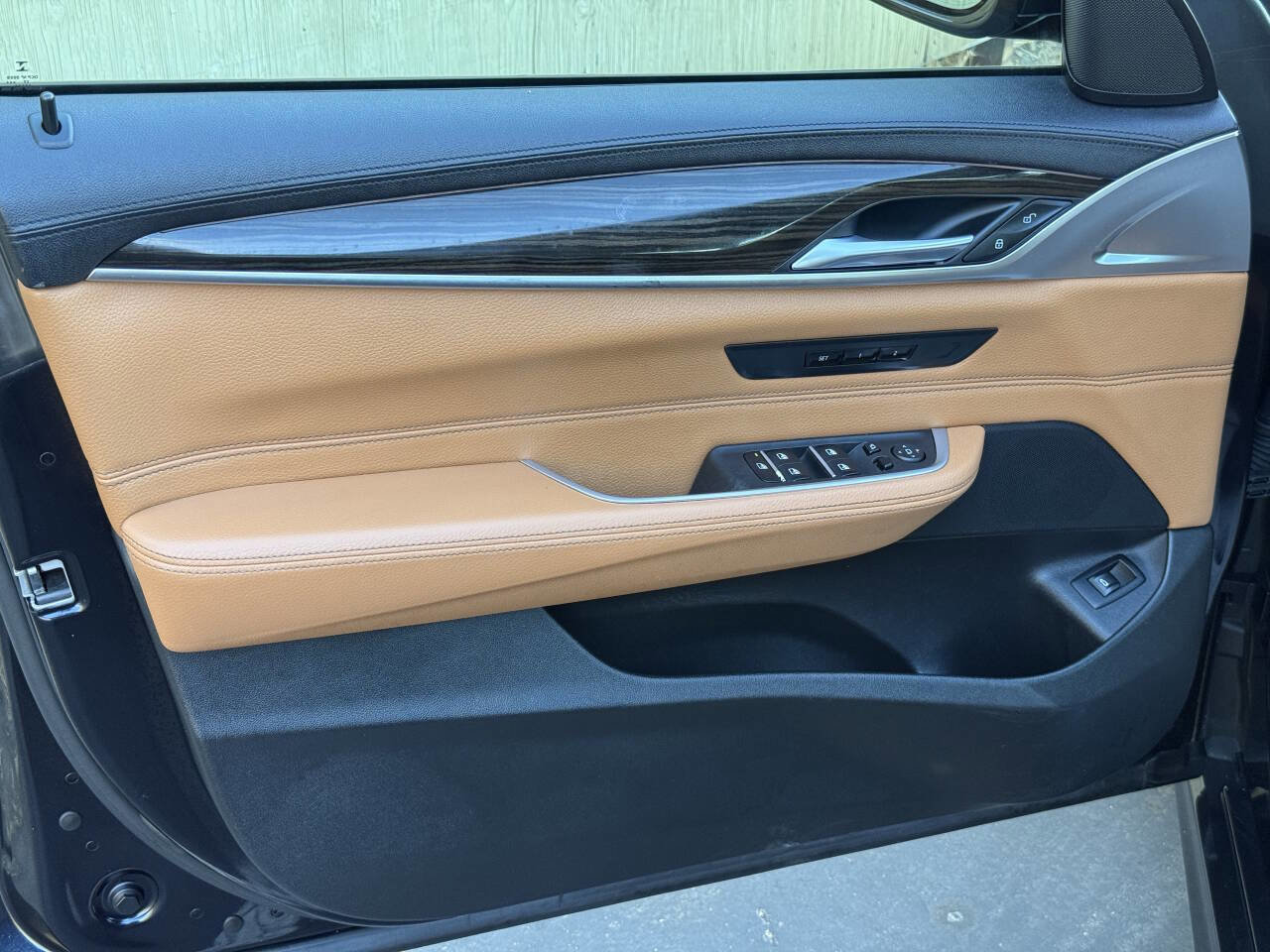 Used 2018 BMW 640i Gran Turismo xDrive image 11