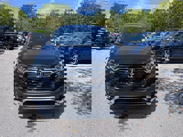 Used 2022 Honda CR-V Special Edition image 2