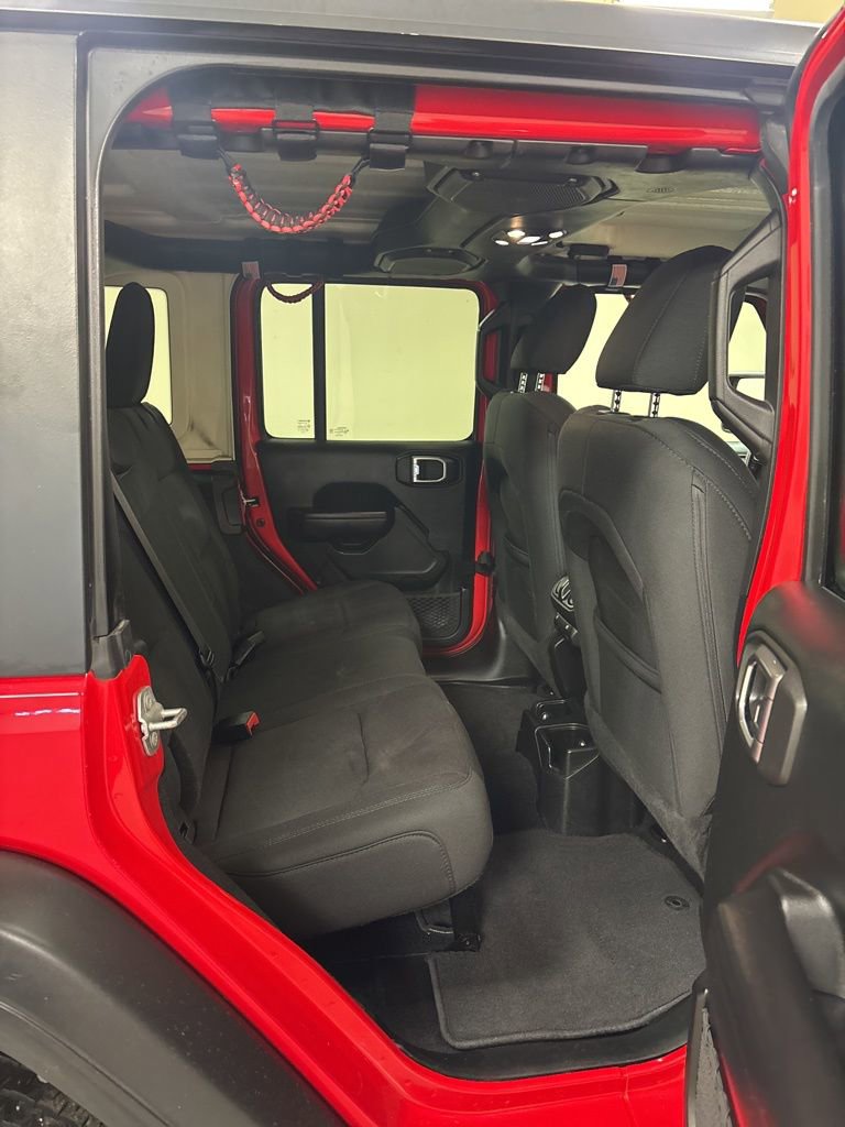 Used 2019 Jeep Wrangler Unlimited Sport S image 33