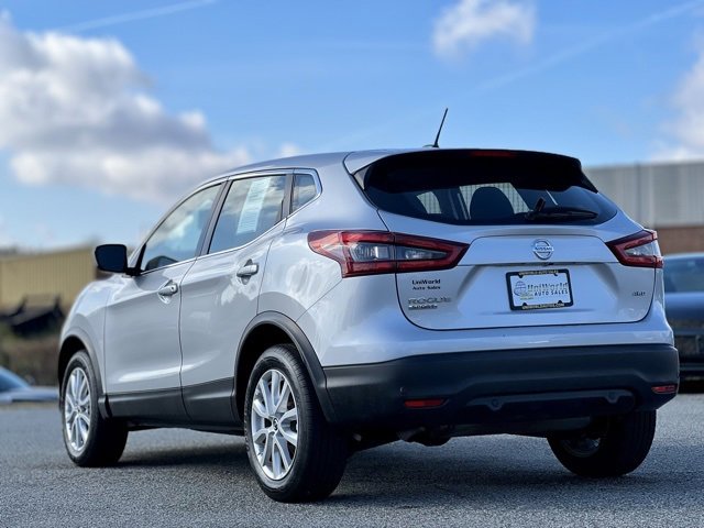 Used 2021 Nissan Rogue Sport S image 7