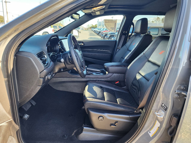 Used 2025 Dodge Durango R/T image 32