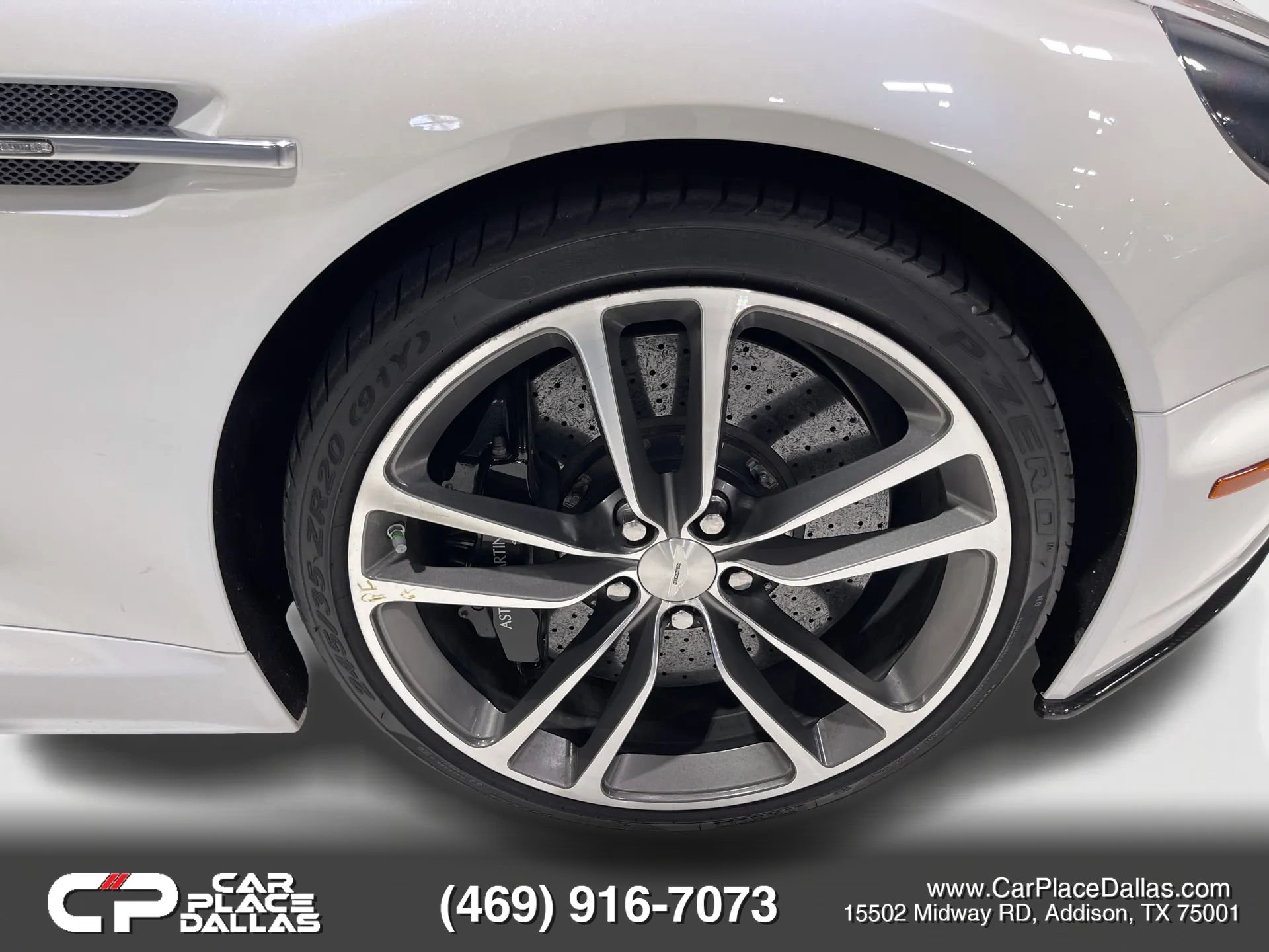 Used 2010 Aston Martin DBS Volante RWD image 42