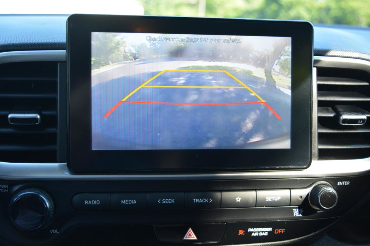 Used 2021 Hyundai Venue SE FWD image 20