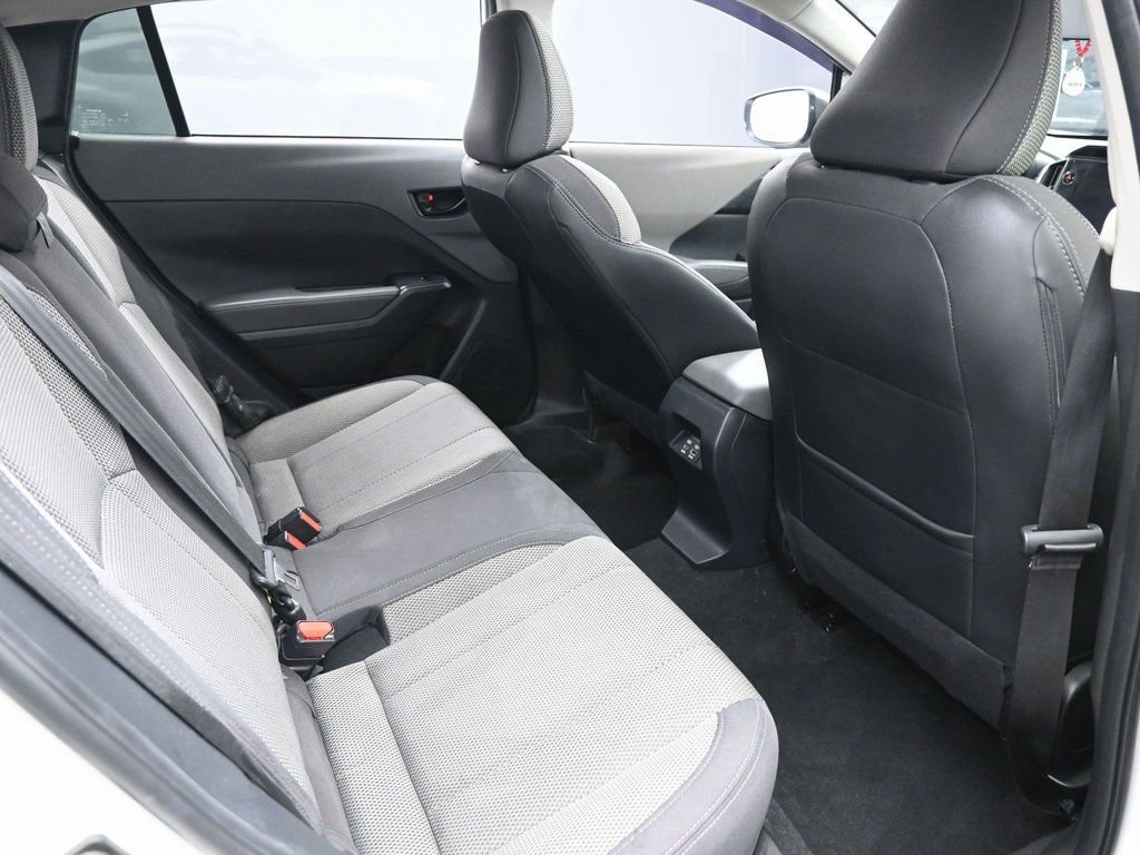 Used 2024 Subaru Crosstrek 2.0i Premium image 31