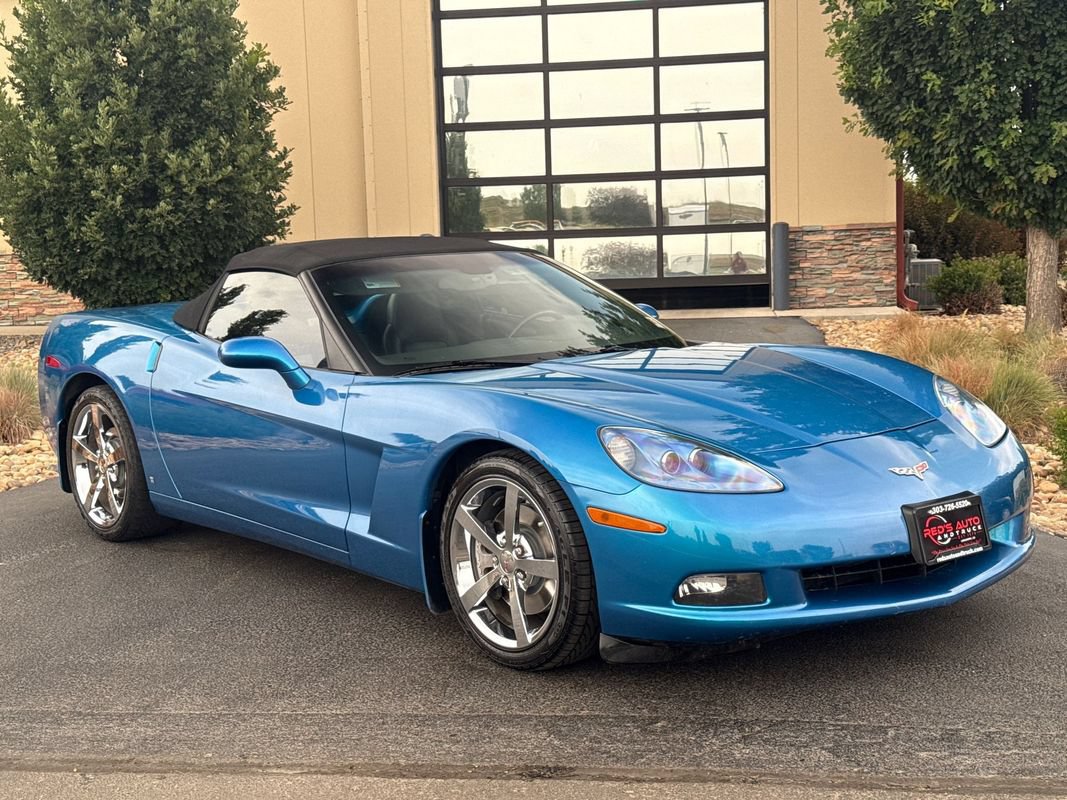 Used 2009 Chevrolet Corvette Convertible RWD image 3