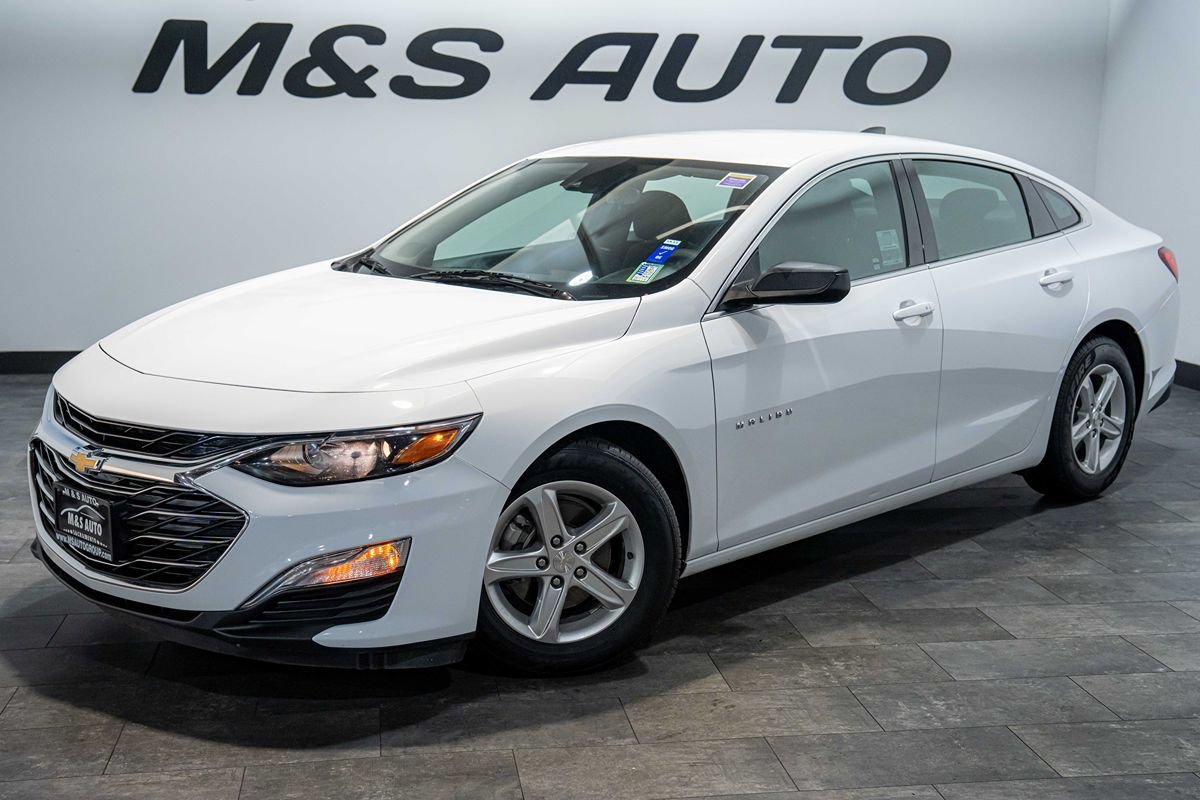 Used 2023 Chevrolet Malibu LS FWD image 2