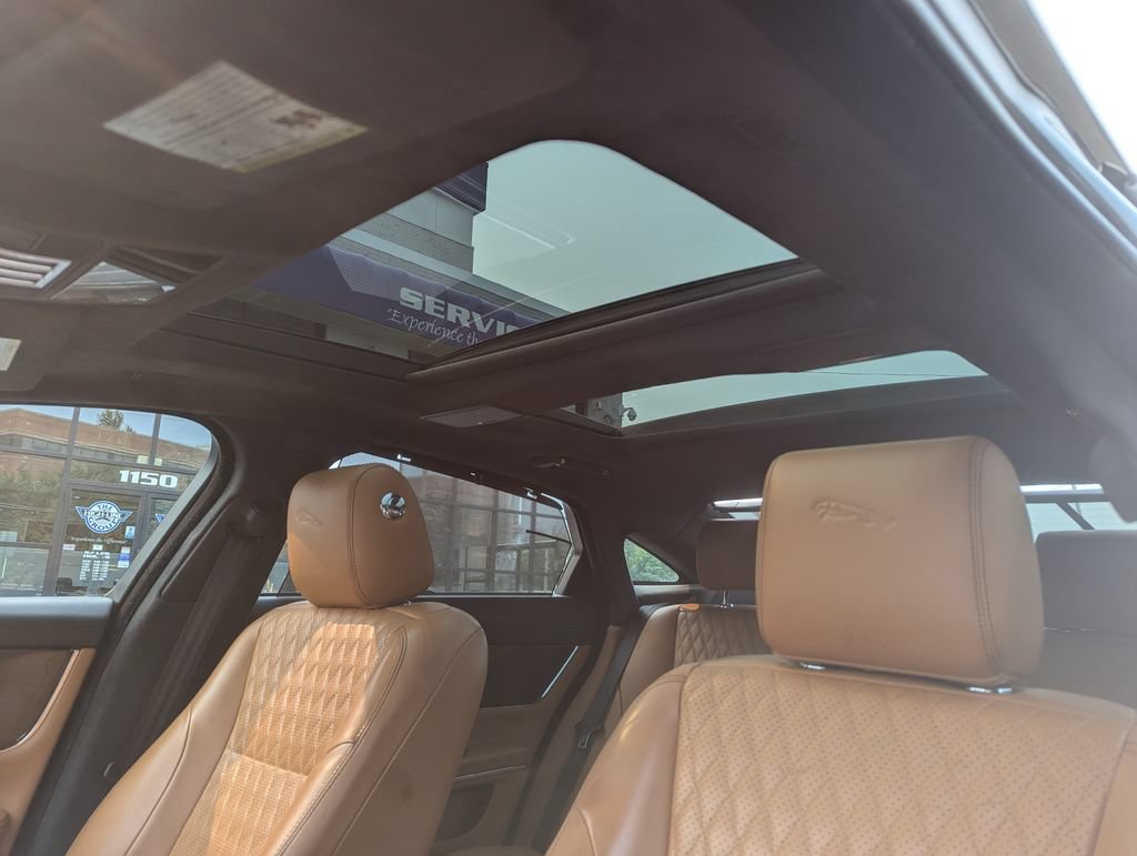 Used 2017 Jaguar XJ L Supercharged RWD image 36