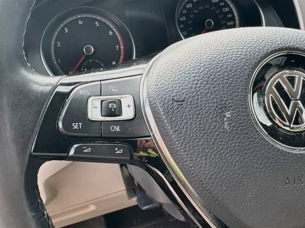 Used 2018 Volkswagen Atlas SE AWD/4WD image 12