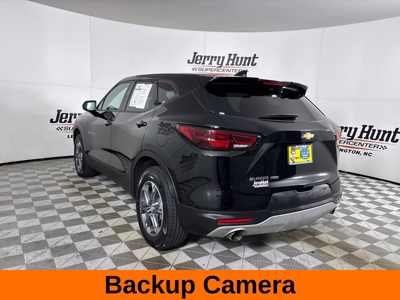 Used 2025 Chevrolet Blazer LT AWD/4WD image 9