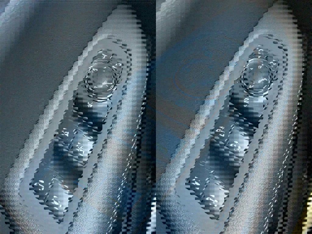 New 2026 Cadillac XT5 Luxury image 28