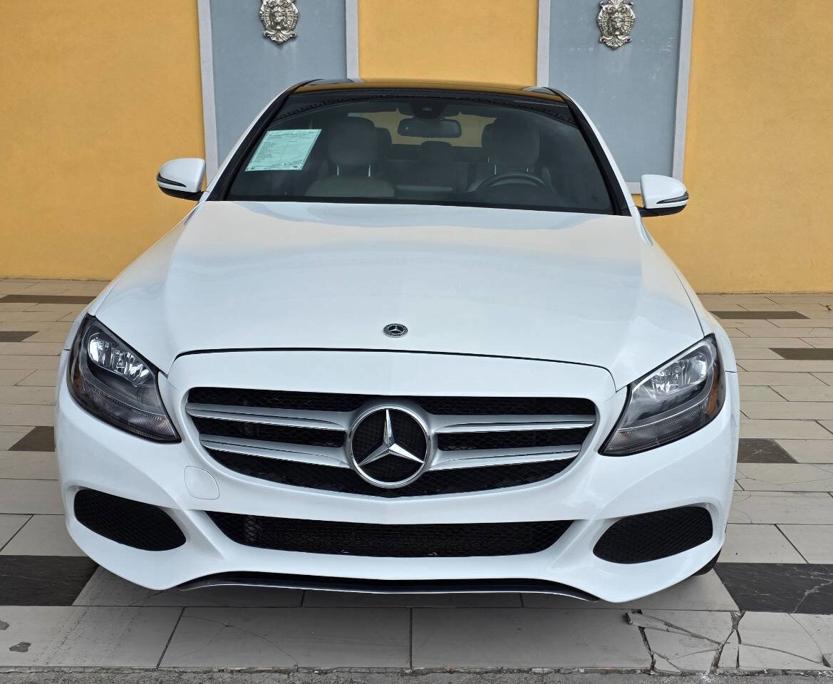 Used 2018 Mercedes-Benz C 300 4MATIC Sedan image 1