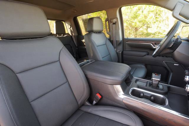 Used 2025 GMC Sierra 1500 SLT w/ SLT Premium Plus Package image 28