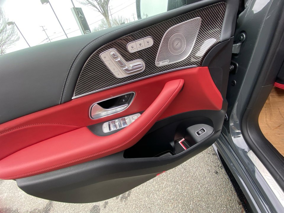 New 2026 Mercedes-Benz GLE 63 AMG S image 32