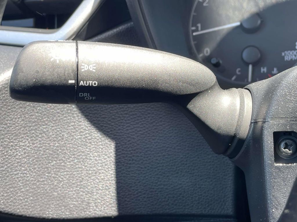 Used 2024 Toyota Corolla LE image 28