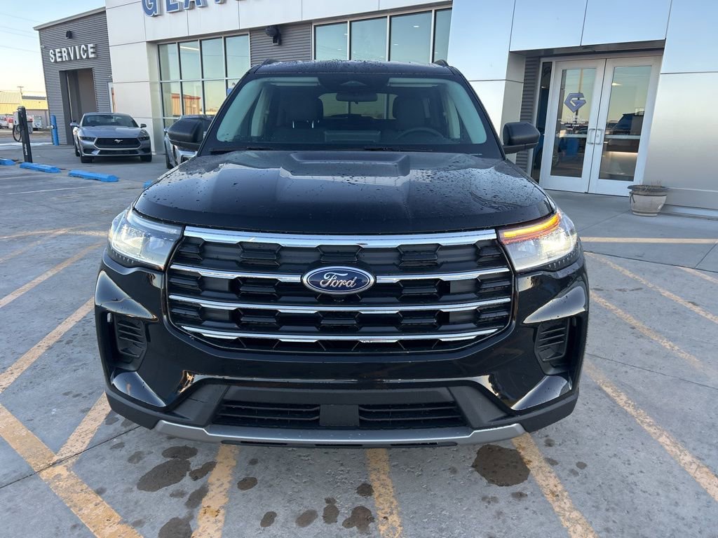 New 2026 Ford Explorer Active image 8