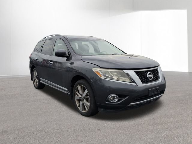 Used 2014 Nissan Pathfinder Platinum w/ Platinum Premium Package image 3