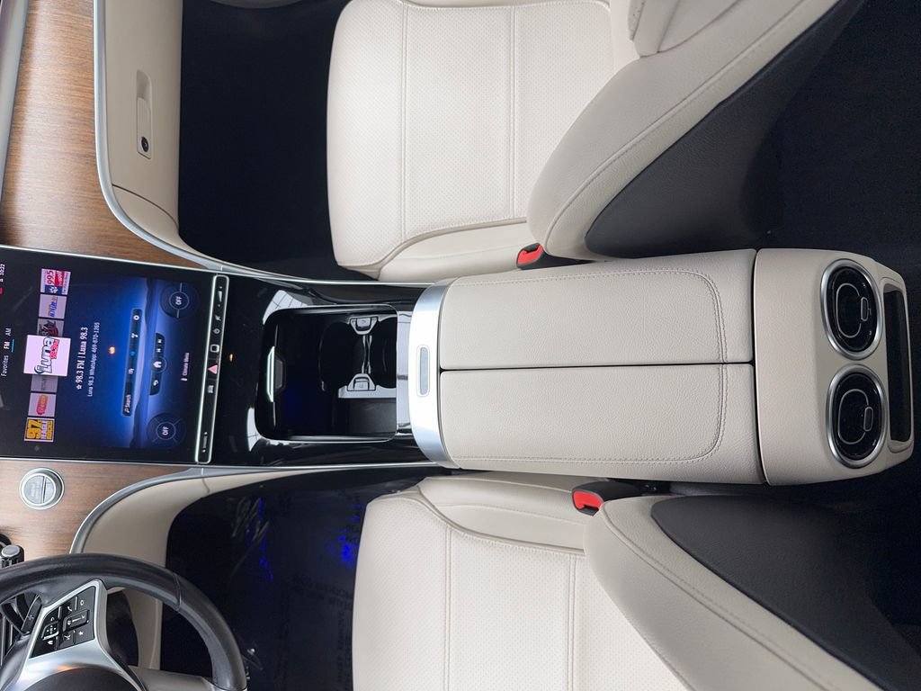 Used 2022 Mercedes-Benz C 300 Sedan image 36