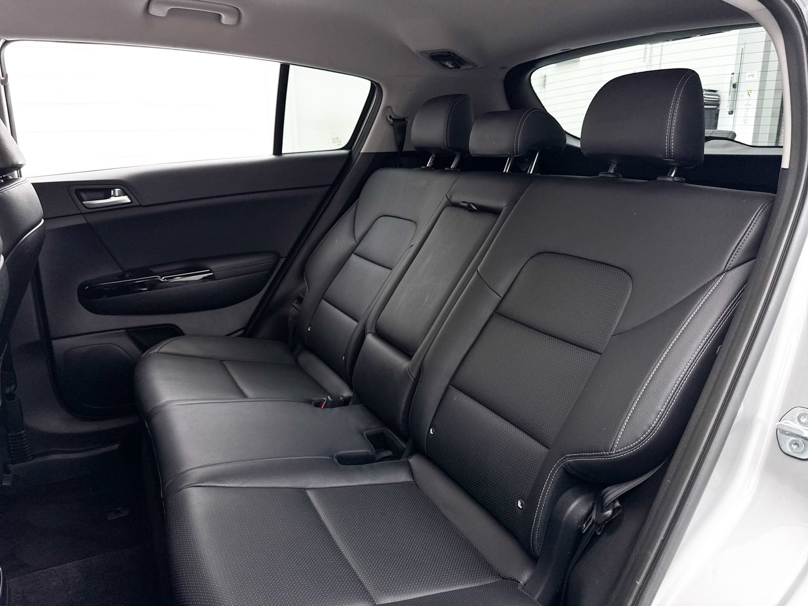Used 2020 Kia Sportage EX FWD image 30