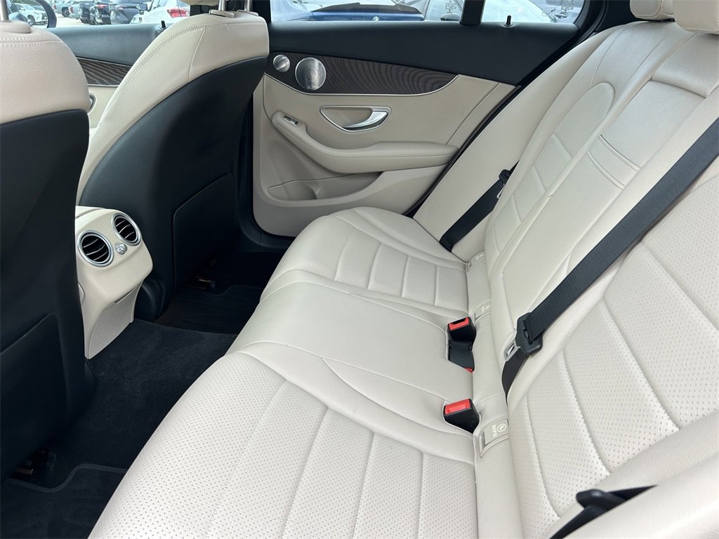 Used 2021 Mercedes-Benz C 300 Sedan image 15