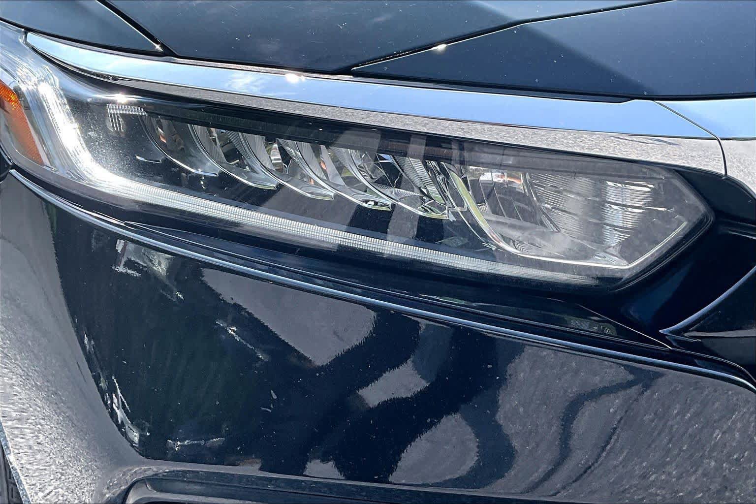 Used 2020 Honda Accord EX image 28