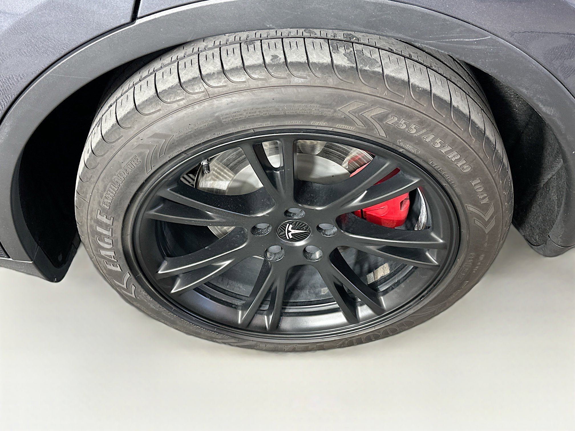 Used 2021 Tesla Model Y Long Range image 11
