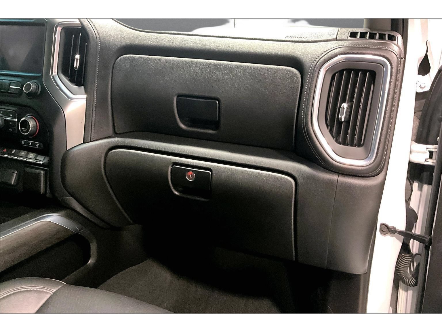 Used 2021 Chevrolet Silverado 2500 LTZ w/ LTZ Plus Package AWD/4WD image 48