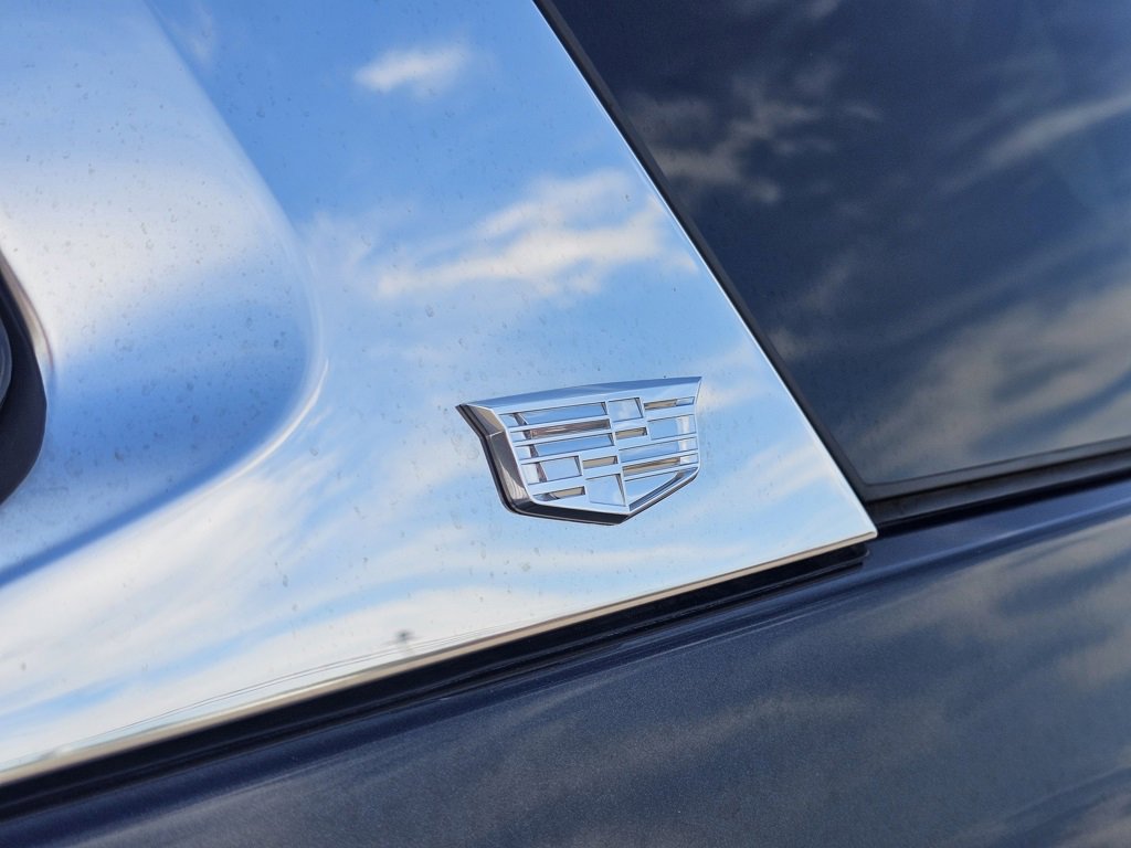 Used 2023 Cadillac Escalade Premium Luxury w/ LPO, Radiant Package image 13