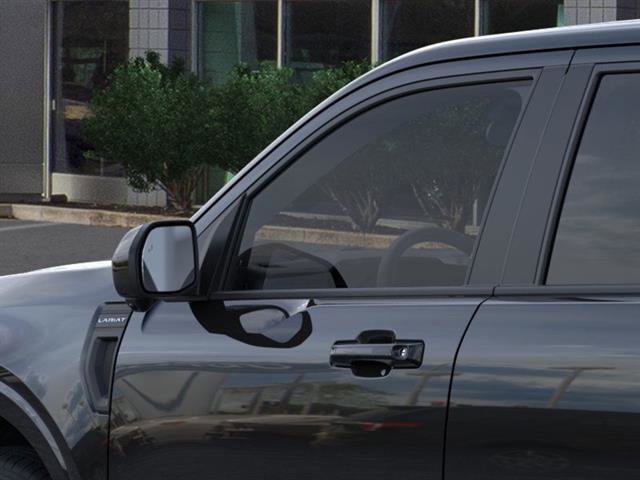 New 2025 Ford Maverick Lariat w/ 4K Tow Package image 45