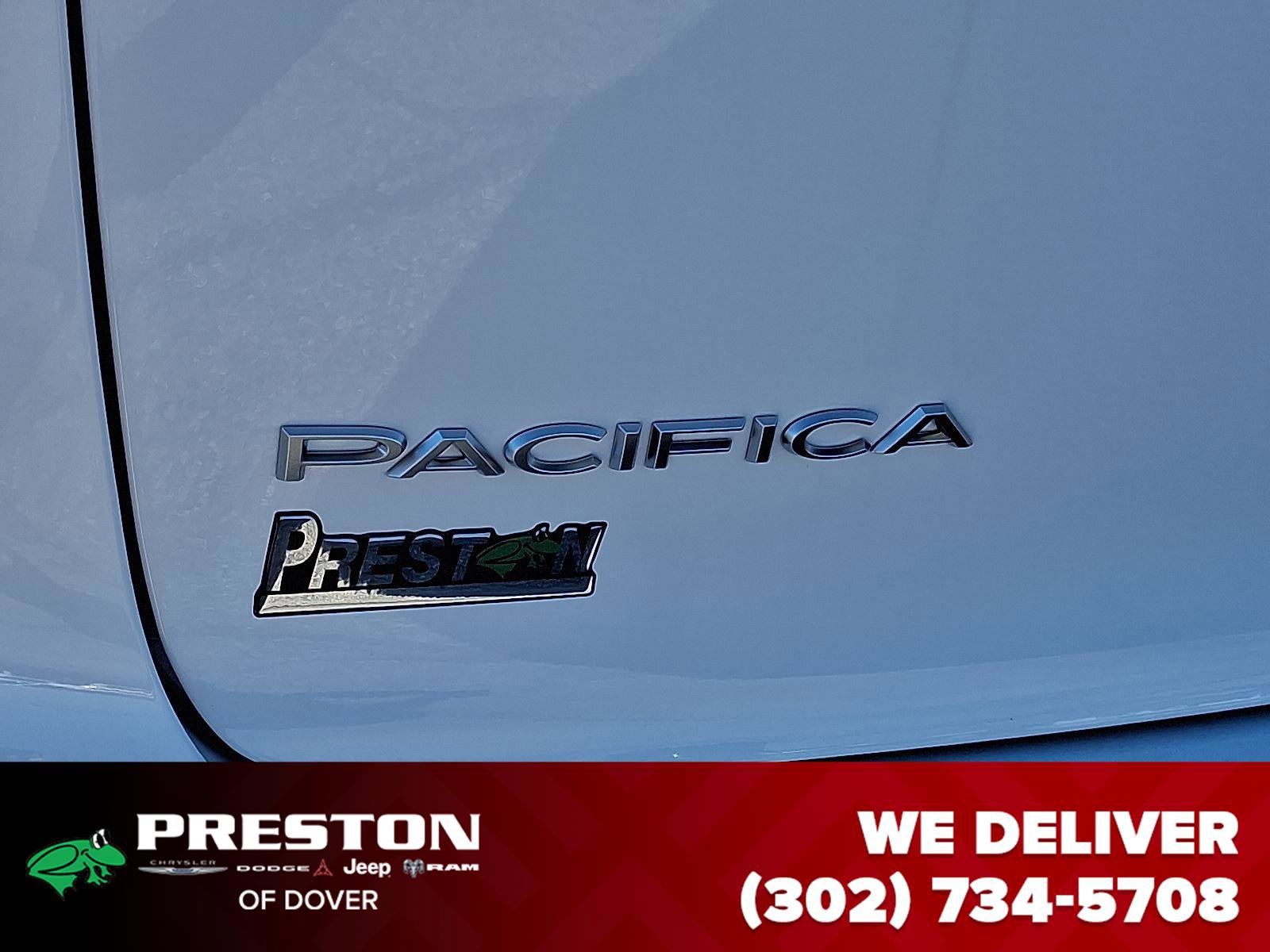 New 2026 Chrysler Pacifica Pinnacle w/ Trailer Tow Group image 25