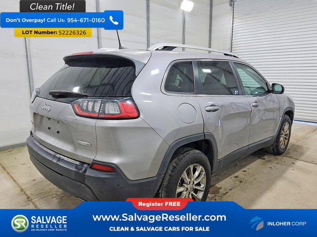 Used 2021 Jeep Cherokee Latitude Lux w/ Comfort/Convenience Group AWD/4WD image 4