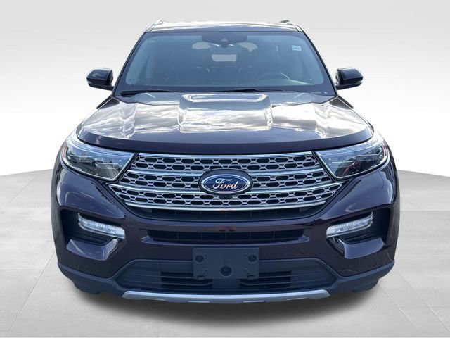 Used 2023 Ford Explorer Limited w/ Equipment Group 301A AWD/4WD image 2