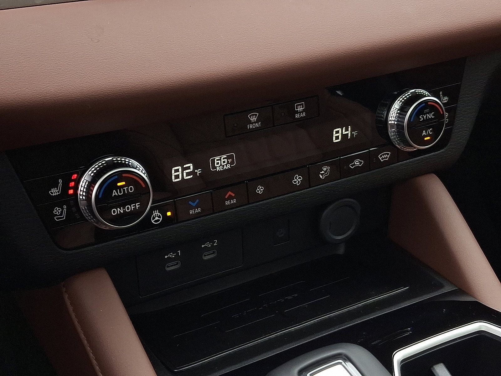 New 2025 Mitsubishi Outlander SEL image 14