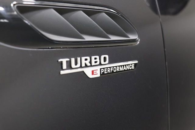 Used 2024 Mercedes-Benz C 63 AMG S image 13