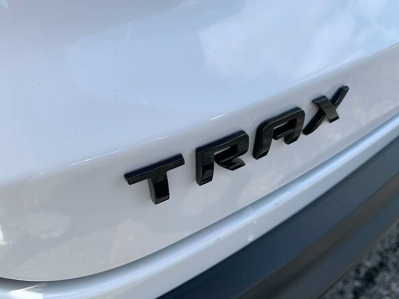 Certified 2024 Chevrolet Trax RS FWD image 27