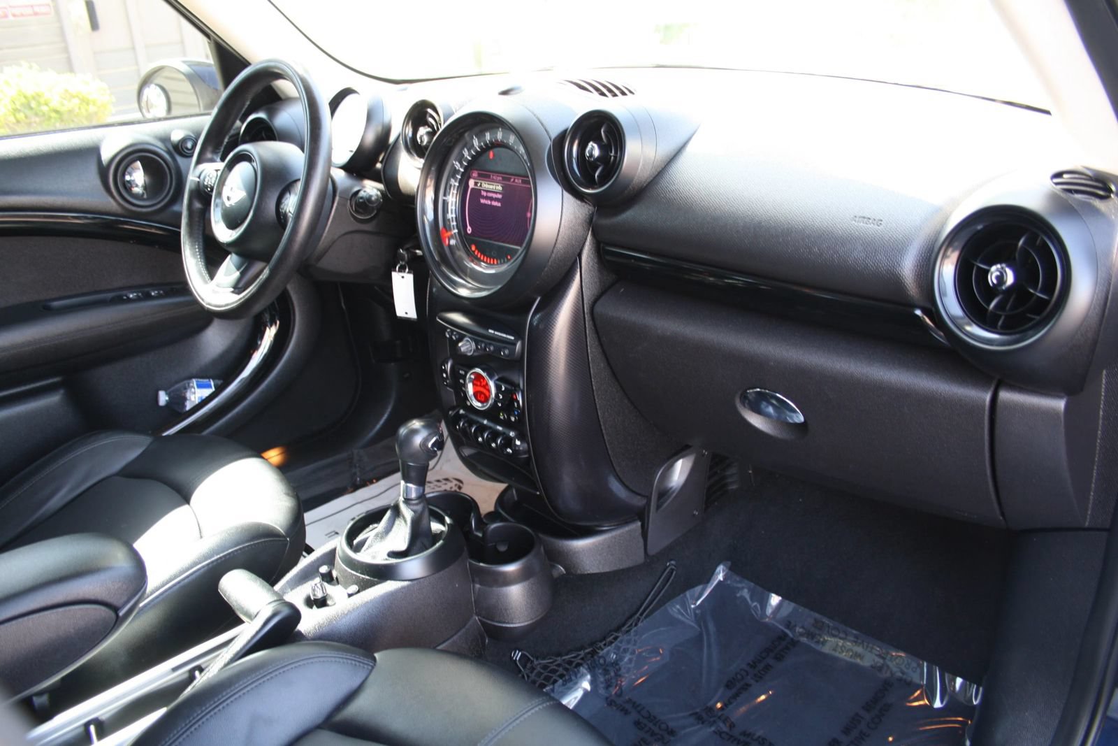 Used 2015 MINI Cooper Countryman FWD image 17