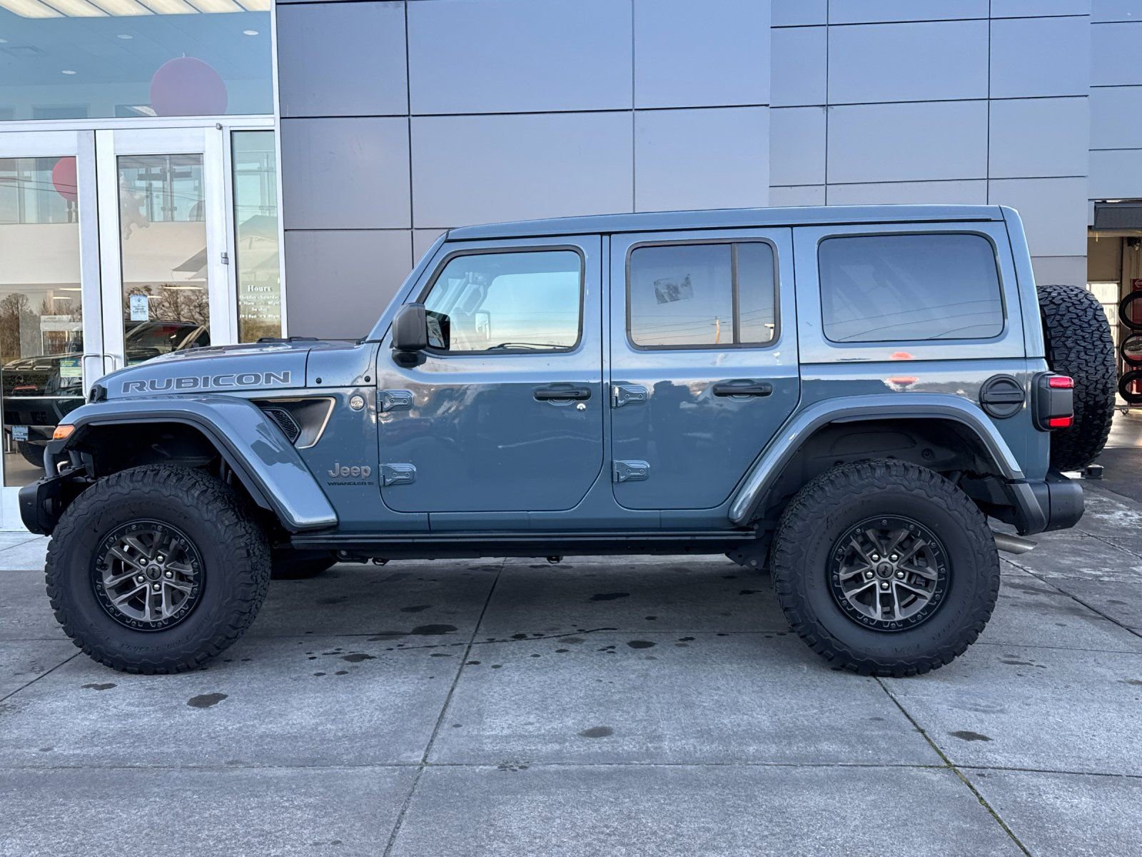 Used 2024 Jeep Wrangler Unlimited Rubicon 392 AWD/4WD image 6