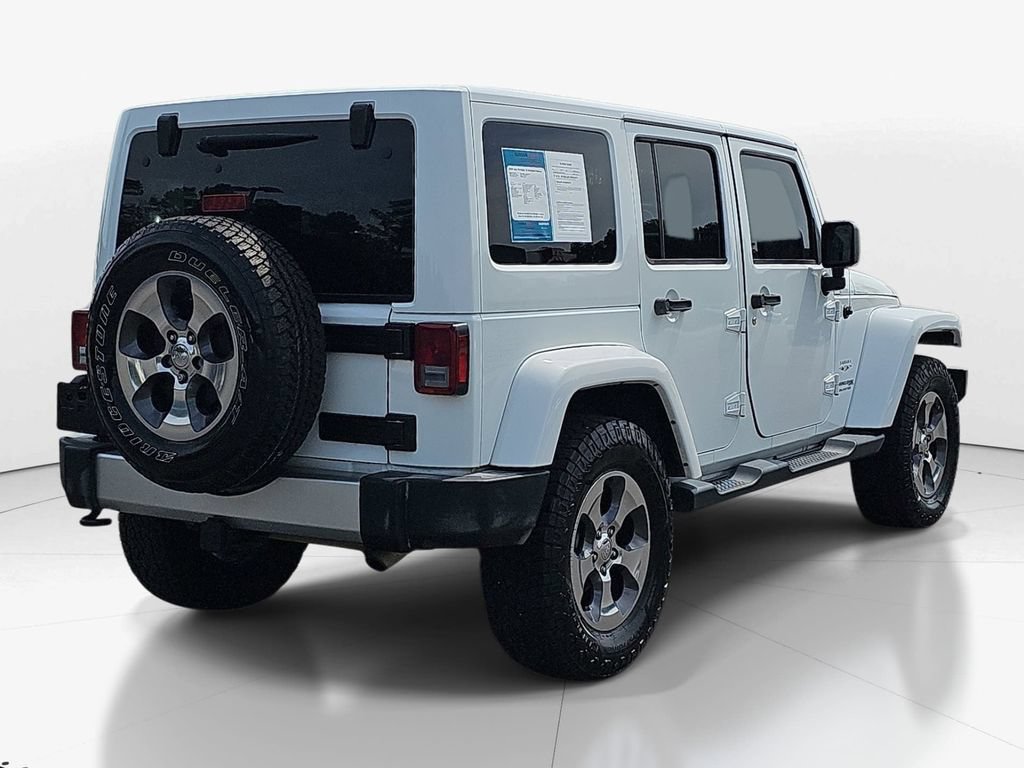 Used 2018 Jeep Wrangler Unlimited Sahara w/ Connectivity Group AWD/4WD image 6