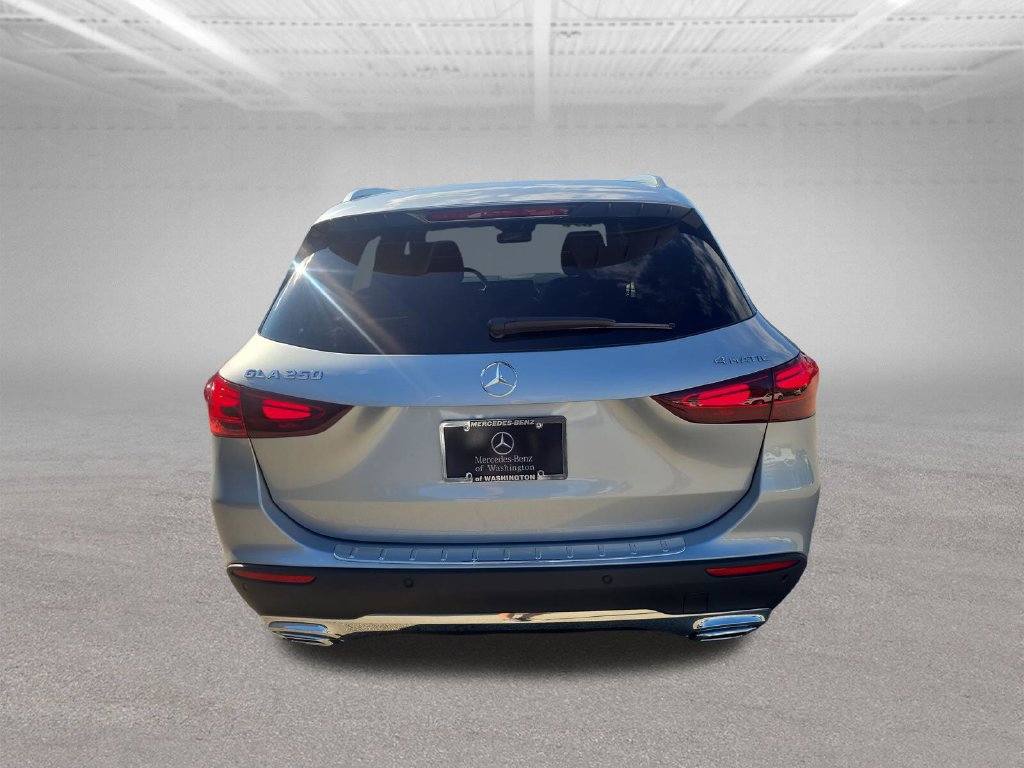 Used 2026 Mercedes-Benz GLA 250 4MATIC image 4