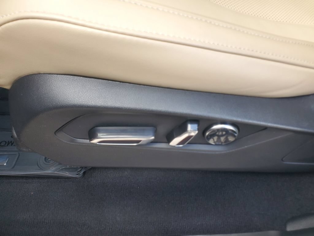 Certified 2022 Acura MDX FWD w/ Technology Package image 19