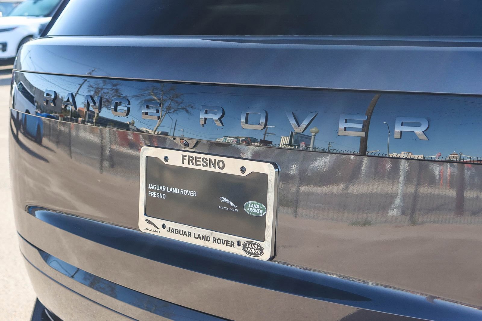 New 2026 Land Rover Range Rover SE image 12