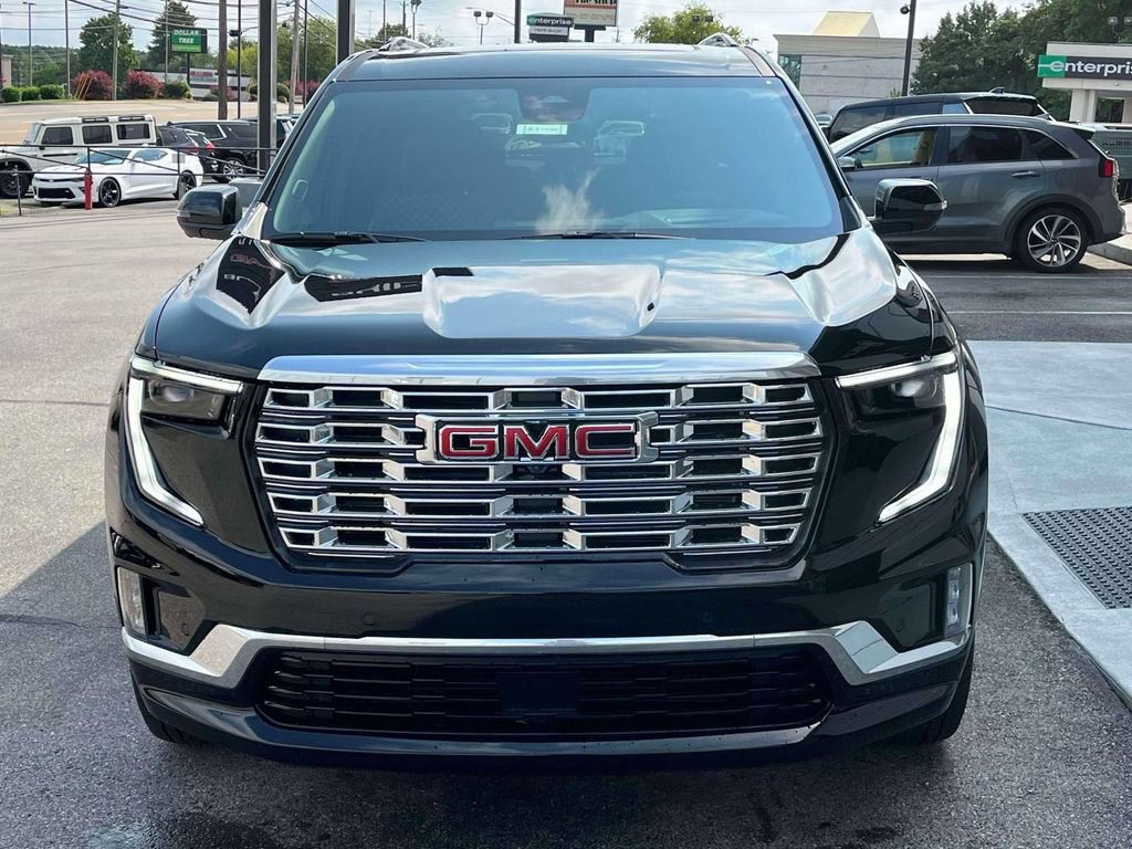 New 2027 GMC Acadia Denali w/ LPO, Floor Liner Package AWD/4WD image 8