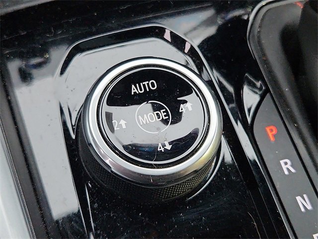 Certified 2024 Chevrolet Colorado Z71 w/ Z71 Convenience Package 2 image 24