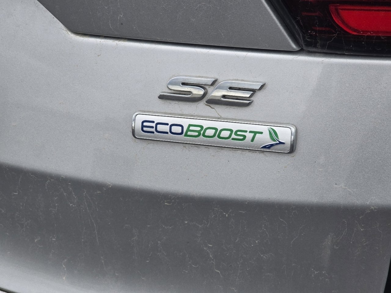 Used 2019 Ford Escape SE image 9