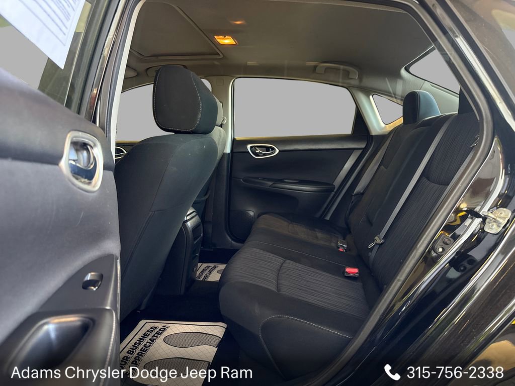 Used 2019 Nissan Sentra SV w/ Special Edition Package FWD image 10
